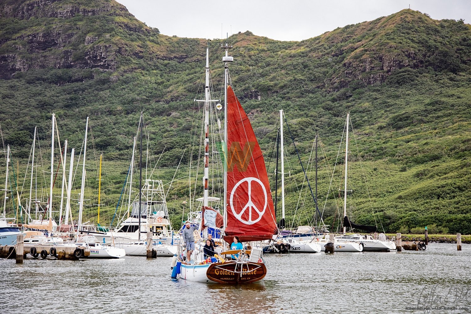 12/01/19, crew, gathering, golden rule, hula, nawiliwili, sail boat