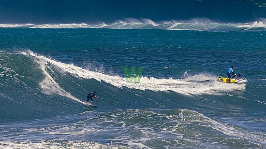 big wave surfing, haena, hāʻena, red vest, yellow board, 01/16/21