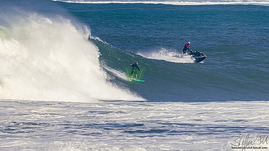 big wave surfing, black vest, green board, haena, hāʻena, 01/16/21