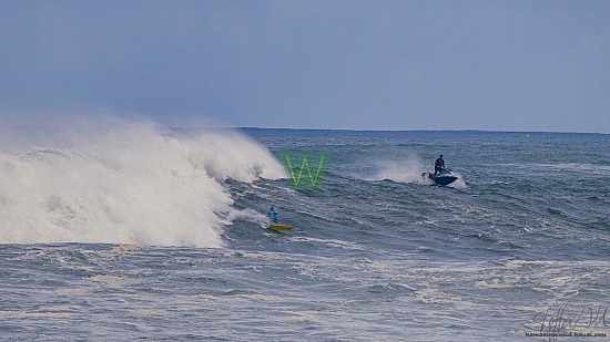 big wave surfing, blue vest, haena, hāʻena, yellow board, 01/16/21