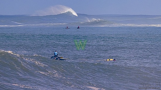 big wave surfing, haena, hāʻena, red vest, yellow board, 01/16/21