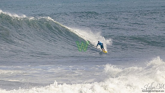 big wave surfing, blue vest, haena, hāʻena, yellow board, 01/16/21