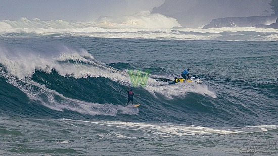 big wave surfing, haena, hāʻena, red vest, yellow board, 01/16/21