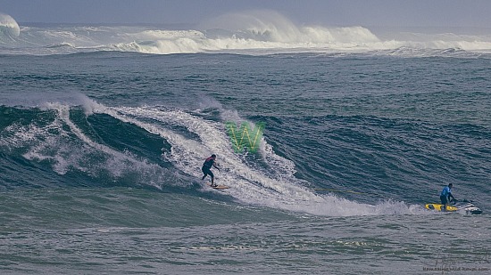 big wave surfing, haena, hāʻena, red vest, yellow board, 01/16/21