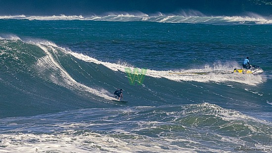 big wave surfing, haena, hāʻena, red vest, yellow board, 01/16/21