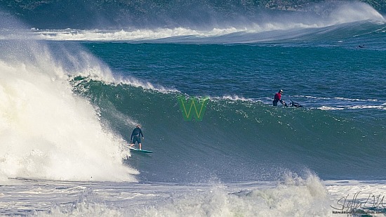 big wave surfing, black vest, green board, haena, hāʻena, 01/16/21