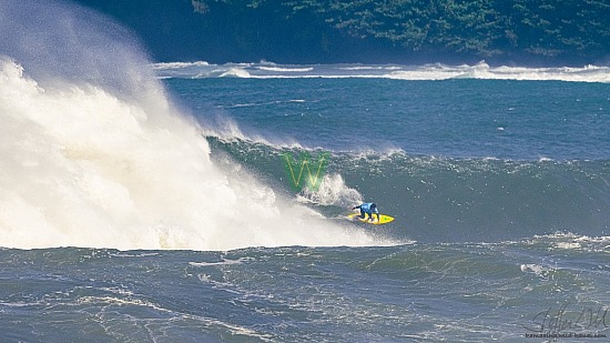 big wave surfing, blue vest, haena, hāʻena, yellow board, 01/16/21