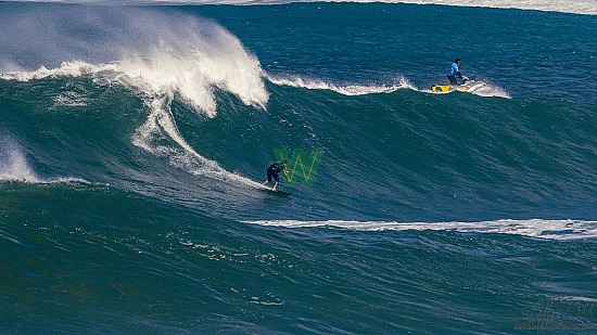 big wave surfing, haena, hāʻena, red vest, yellow board, 01/16/21